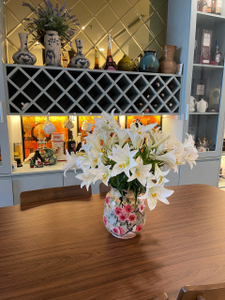  Căn hộ Vinhomes Golden River đầy đủ nội thất diện tích 110.7m².