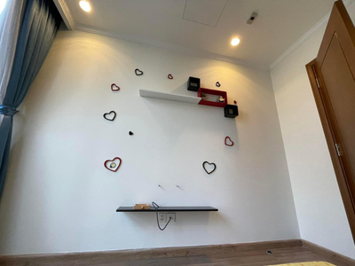 Căn hộ Vinhomes Central Park, Quận Bình Thạnh Căn hộ cao cấp Vinhomes Central Park tầng 30, bàn giao đầy đủ nội thất.