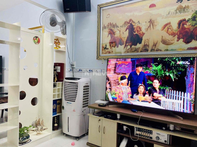  Căn hộ 336/1bis Phan Văn Trị hướng ban công nam nội thất cơ bản diện tích 61.2m².