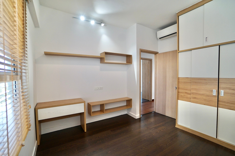 Căn hộ Golden Mansion, Quận Phú Nhuận Căn hộ Golden Mansion tầng 11 cửa hướng Bắc, nội thất đầy đủ.
