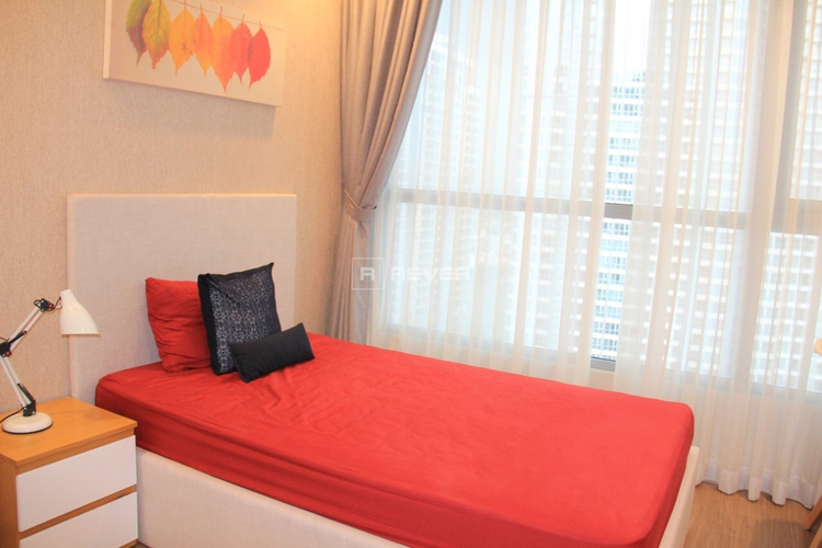  Căn hộ Vinhomes Central Park hướng Đông, diện tích 81.7m²