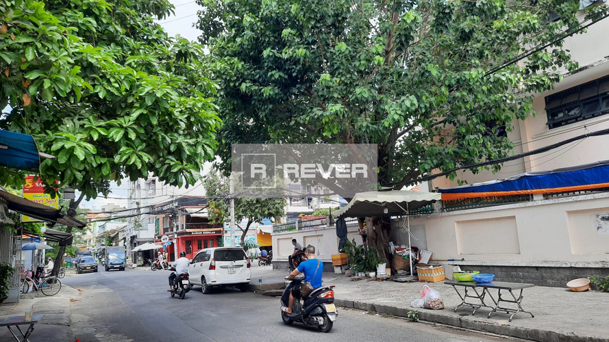 Rever