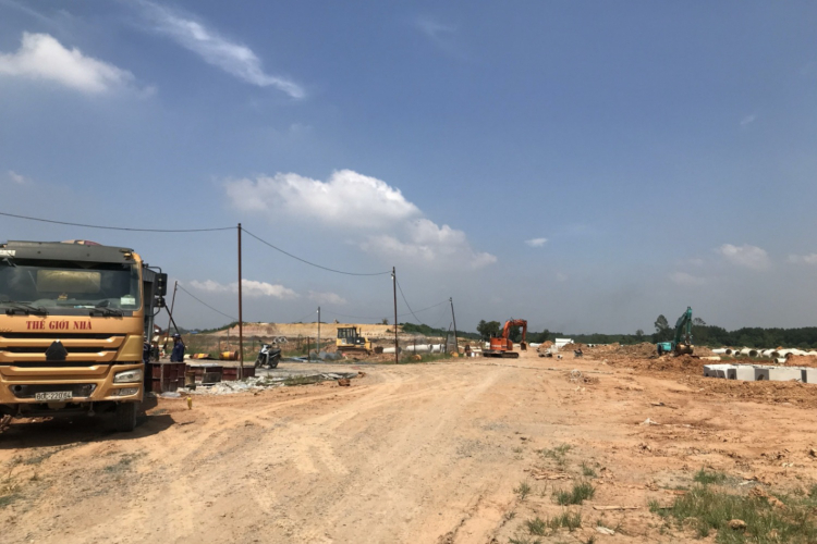 Paradise Riverside - 