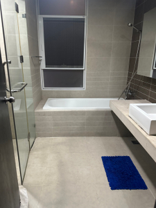  Căn hộ Sunrise City đầy đủ nội thất diện tích 121.6m²