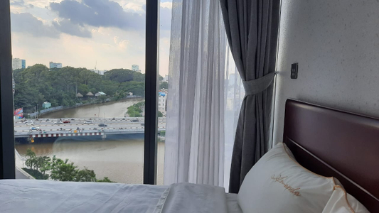 1678692151622.jpg Căn hộ  Vinhomes Golden River, diện tích 90 m²