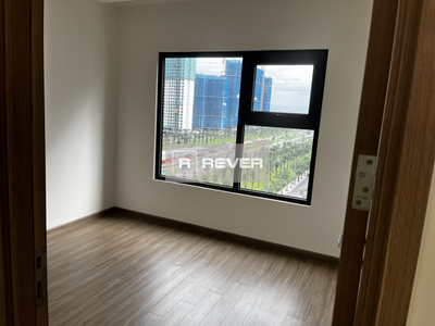  Căn hộ Vinhomes Grand Park hướng ban công đông nam không có nội thất diện tích 64m²