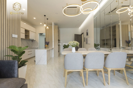  Căn hộ Charm City không có nội thất diện tích 65m².