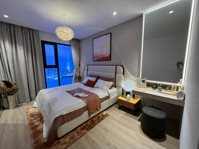  Căn hộ Urban Green hướng ban công tây nam nội thất cơ bản diện tích 83m²