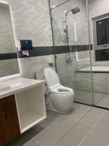 Penthouse Vinhomes Central Park, Quận Bình Thạnh Penthouse Vinhomes Central Park diện tích 206m2, đầy đủ nội thất.