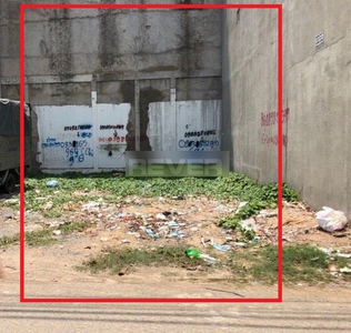 Đất nền diện tích 56.9m2 có sổ hồng, khu dân cư hiện hữu.