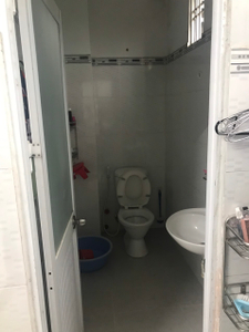 Nhà phố Quận 12 Nhà có cửa hướng Tây diện tích 65.4m2, khu dân cư hiện hữu.