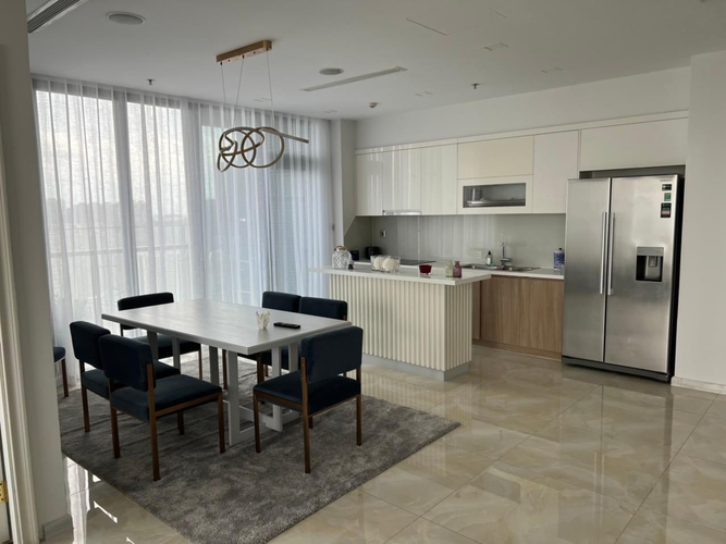 1678447589458.jpg Căn hộ  Vinhomes Golden River, diện tích 90 m²