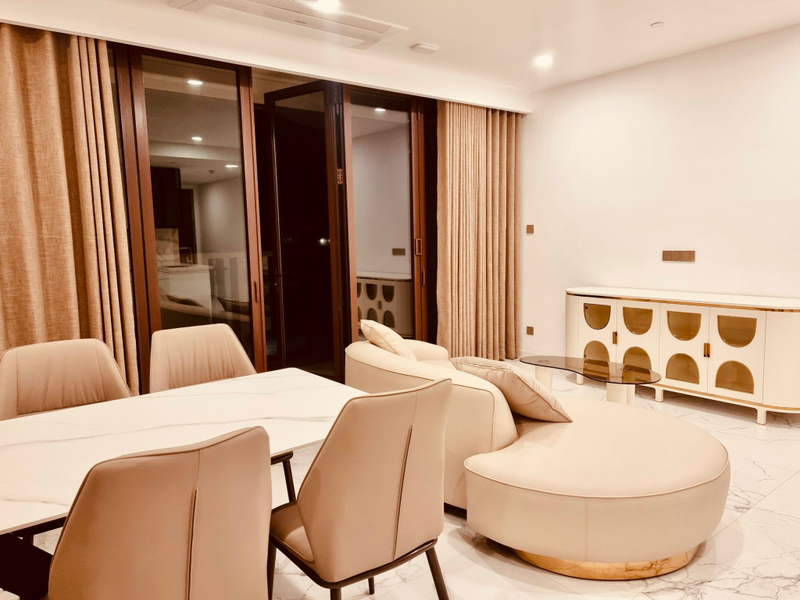 Căn hộ The Metropole Thủ Thiêm hướng ban công tây bắc đầy đủ nội thất diện tích 97.7m²