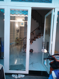 Nhà phố Quận 9 Nhà phố diện tích đất 51m2 đường Võ Văn Hát, khu dân cư sầm uất.