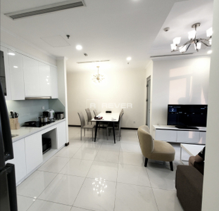  Căn hộ 2PN có bồn tắm nằm tại Vinhomes Central Park hướng Tây Nam, diện tích 84.4m²