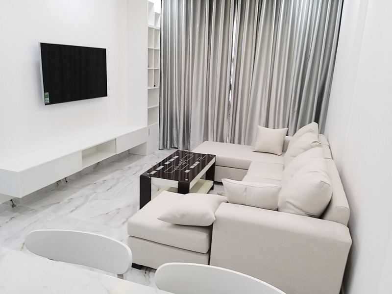 Căn hộ Lavida Plus tầng 19 view đón gió mát, đầy đủ nội thất.