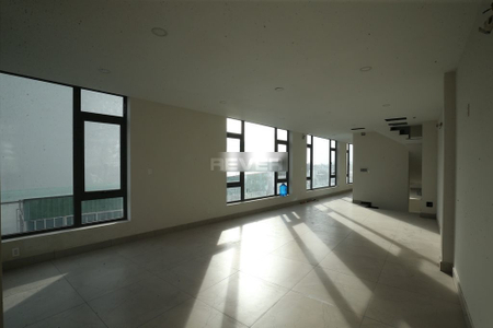 Mặt bằng kinh doanh Quận Tân Bình Mặt bằng kinh doanh diện tích 150m2 cửa hướng Đông Bắc mát mẻ.