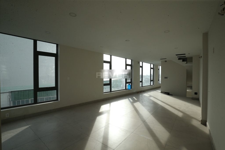 Mặt bằng kinh doanh Quận Tân Bình Mặt bằng kinh doanh diện tích 150m2 cửa hướng Đông Bắc mát mẻ.