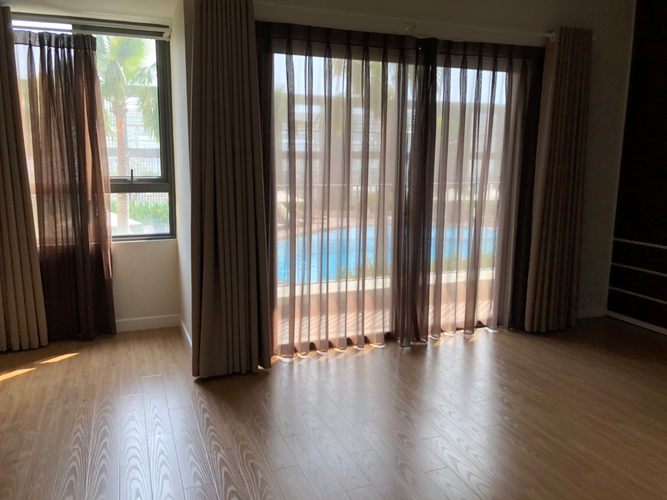 Duplex Masteri Thảo Điền, Quận 2 Duplex Masteri Thảo Điền có 3 phòng ngủ, nội thất cơ bản.