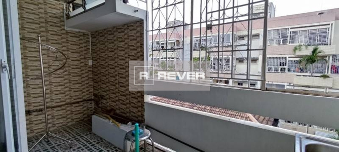  Căn hộ Chung cư Đường Số 12A diện tích 62m2, không có nội thất.