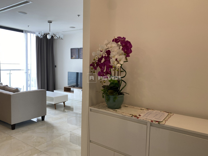  Căn hộ Vinhomes Golden River diện tích 149m²