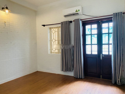 Nhà phố đường Phan Huy Ích Tân Bình Nhà nguyên căn 1 trệt 2 lầu, cách chợ Bảo Ngọc Tú 100m