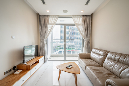  Căn hộ Vinhomes Central Park hướng ban công tây nam đầy đủ nội thất diện tích 52.7m².