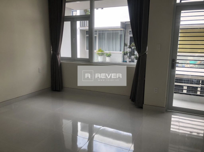 Nhà phố Quận 7 Nhà phố thiết kế 1 trệt, 2 lầu và sân thượng, diện tích đất 5m x 16m vuông vắn.