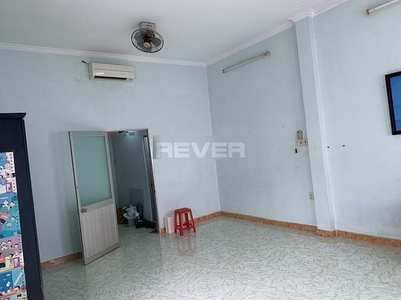 Nhà phố Quận 10 Nhà thiết kế 1 trệt, 2 lầu diện tích 45m2, khu vực đầy đủ tiện ích.