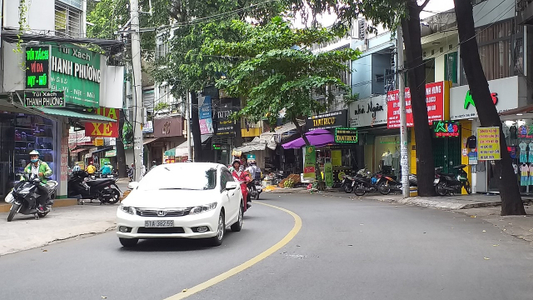 Nhà phố Quận Tân Bình Khách sạn diện tich 160.8m2 nở hậu, khu dân cư đông đúc.