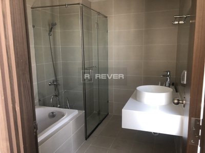 Căn hộ De Capella, Quận 2 Căn hộ De Capella có 3 phòng ngủ, view Landmark và Bitexco.