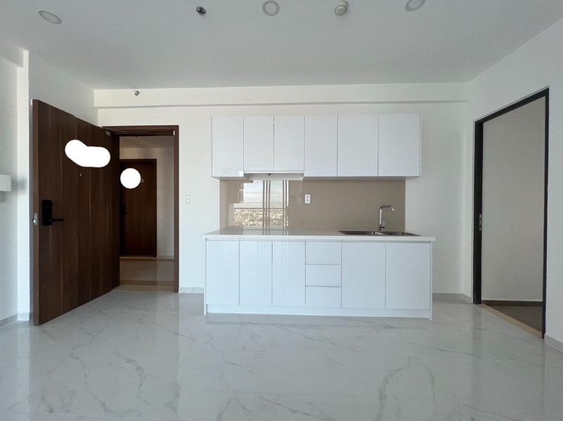 Căn hộ D'Lusso có 2 phòng ngủ, bàn giao nội thất cơ bản.