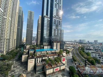 Căn hộ Vinhomes Central Park, Quận Bình Thạnh Căn hộ Vinhomes Central Park tầng 10 view thoáng mát, bàn giao đầy đủ nội thất.