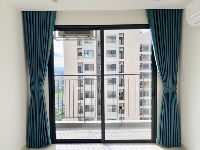  Căn hộ Vinhomes Grand Park hướng ban công tây bắc nội thất cơ bản diện tích 82.3m²