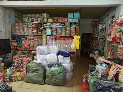  Nhà phố thiết kế 1 trệt, 1 lầu đúc chắc chắn, khu dân cư sầm uất.