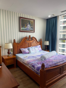 IMG_0753.HEIC Căn hộ Vinhomes Central Park hướng ban công đông nam đầy đủ nội thất, view sông