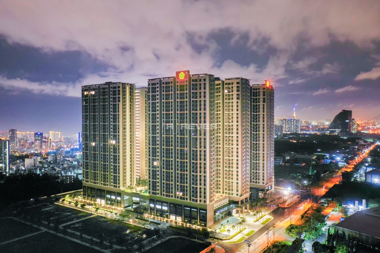  Căn hộ Q7 Saigon Riverside hướng ban công tây nội thất cơ bản diện tích 53.2m².