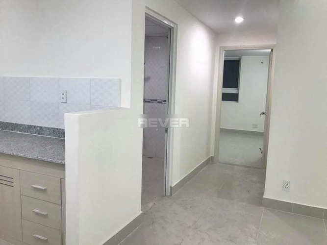  Căn hộ chung cư 1050  hướng ban công bắc không có nội thất diện tích 61.5m².