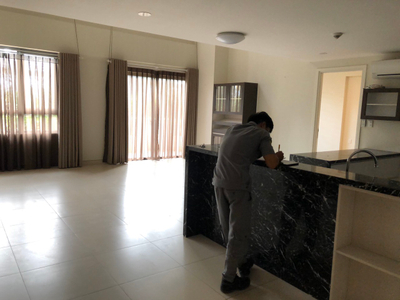 Duplex Masteri Thảo Điền, Quận 2 Duplex Masteri Thảo Điền có 3 phòng ngủ, nội thất cơ bản.