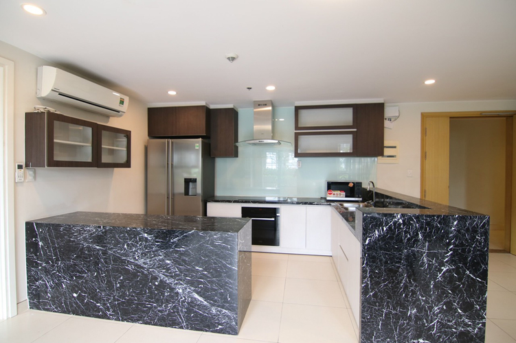 Duplex Masteri Thảo Điền, Quận 2 Duplex Masteri Thảo Điền có 3 phòng ngủ, nội thất cơ bản.