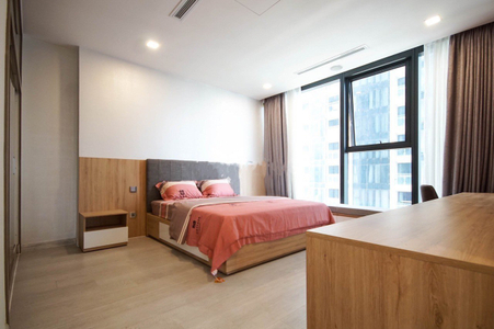 59ba3eb6690c43a9b94f1505cec9e568.jpg Căn hộ Vinhomes Golden River đầy đủ nội thất diện tích 126m²