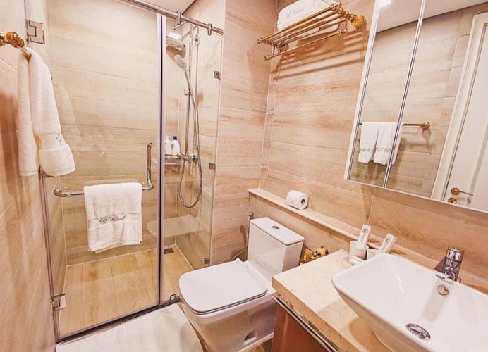 1678083125040.jpg Căn hộ  Vinhomes Golden River, diện tích 90 m²
