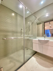 z4282746859256_2c92af1bd4a530bfa3e0a44b7d193f55.jpg Căn hộ Vinhomes Central Park đầy đủ nội thất diện tích 84.7m²