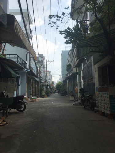Nhà phố Quận Bình Tân Nhà hẻm thông xe hơi đường Miếu Gò Xoài, diện tích 52.2m2 rộng thoáng.