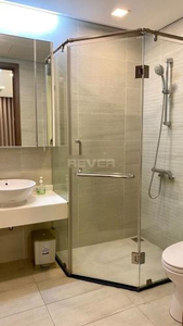 Căn hộ Vinhomes Central Park, Quận Bình Thạnh Căn hộ Vinhomes Central Park tầng 15 thiết kế 2 phòng ngủ, nội thất cơ bản.