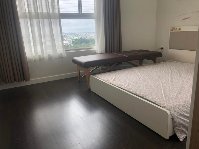 Căn hộ Golden Mansion, Quận Phú Nhuận Căn hộ góc Golden Mansion tầng 15 diện tích 98.63m2, nội thất cơ bản.