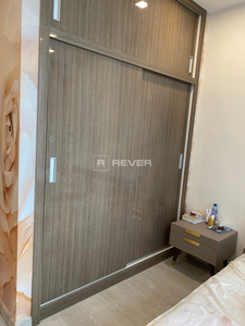  Căn hộ Vinhomes Golden River nội thất cơ bản diện tích 70m²