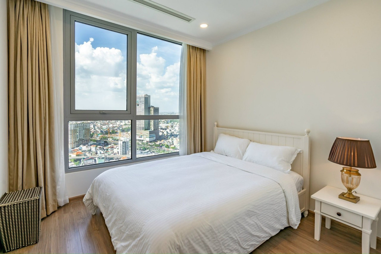 1688439997514.jpg Căn hộ Vinhomes Central Park đầy đủ nội thất diện tích 78.7m²