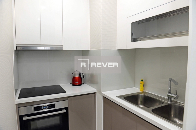  Officetel Vinhomes Golden River tầng cao mát mẻ, đầy đủ nội thất.