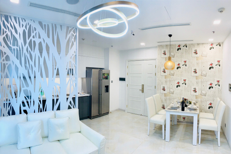 208987609249ba1ad27ae3ba395efa13.jpg Căn hộ Vinhomes Golden River đầy đủ nội thất diện tích 74m²